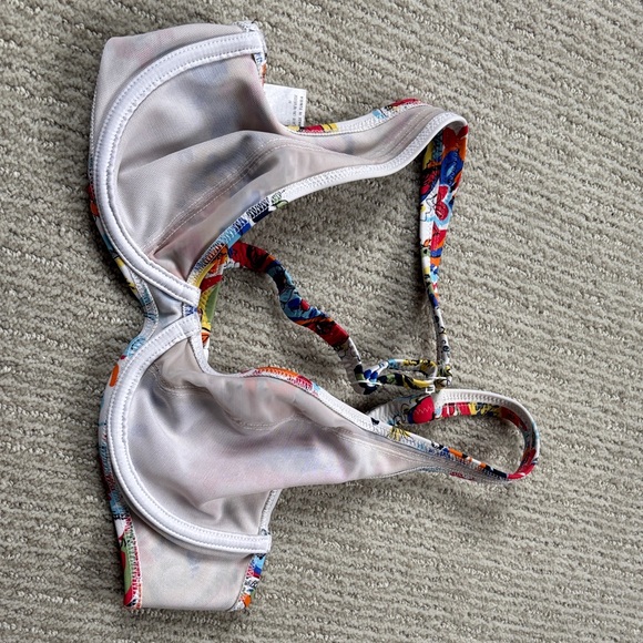 FREYA ROCOCO PAISLEY CONVERTIBLE BIKINI set XS bottom and 30D top - Picture 9 of 11